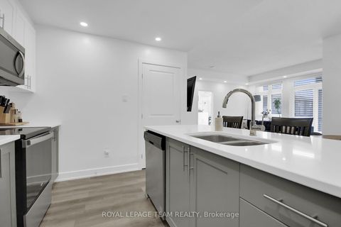 Photo 24 at H - 300 Tulum Crescent, Emerald Meadows/Trailwest, Kanata