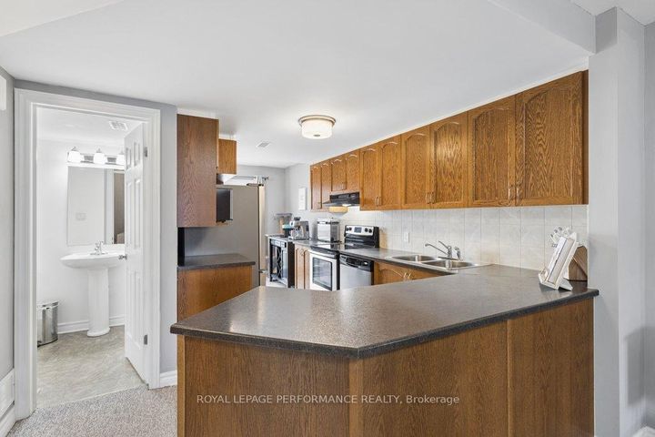 Photo 7 at B - 616 Chapman Mills Drive, Nepean (Strandherd), Ottawa