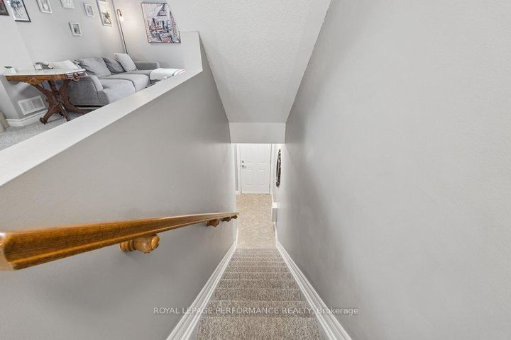 Photo 26 at B - 616 Chapman Mills Drive, Nepean (Strandherd), Ottawa