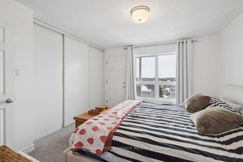 Photo 18 at B - 616 Chapman Mills Drive, Nepean (Strandherd), Ottawa