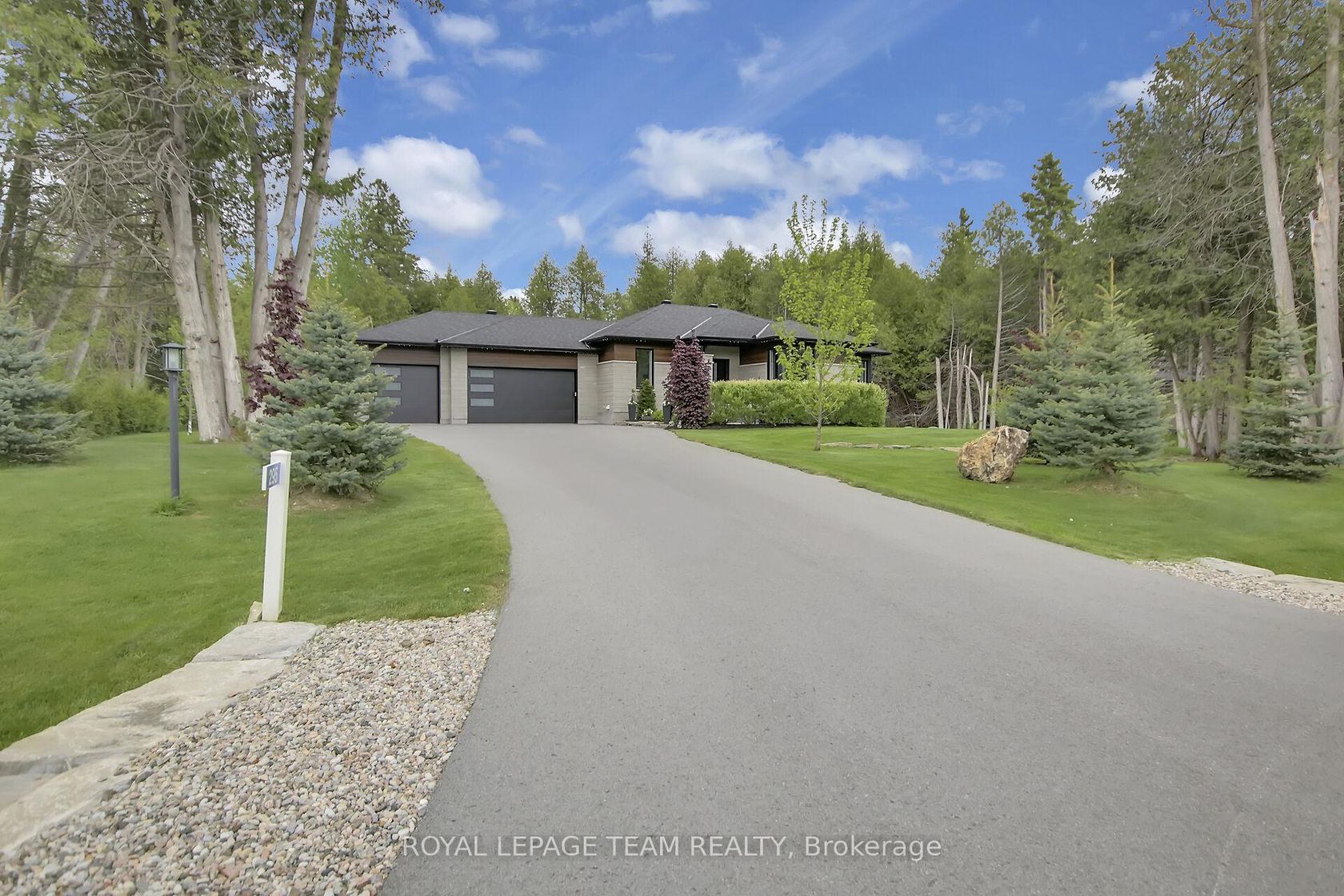 295 Ridgemont Drive, Beckwith Twp, Beckwith 2