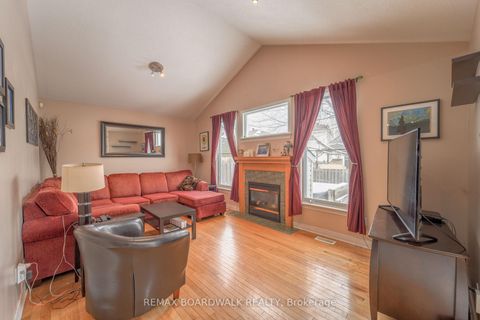 Photo 18 at 170 Bridlewood Drive, Bridlewood, Kanata