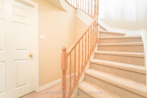 Photo 31 at 170 Bridlewood Drive, Bridlewood, Kanata