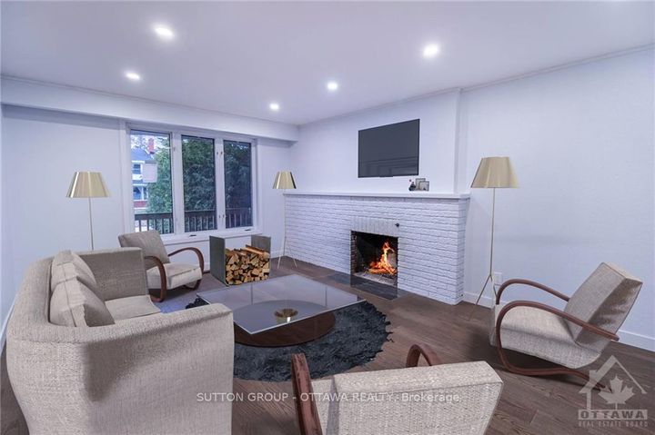 Photo 2 at 178 Mcclellan Road, Nepean (Sheahan Estates/Trend Village), Ottawa