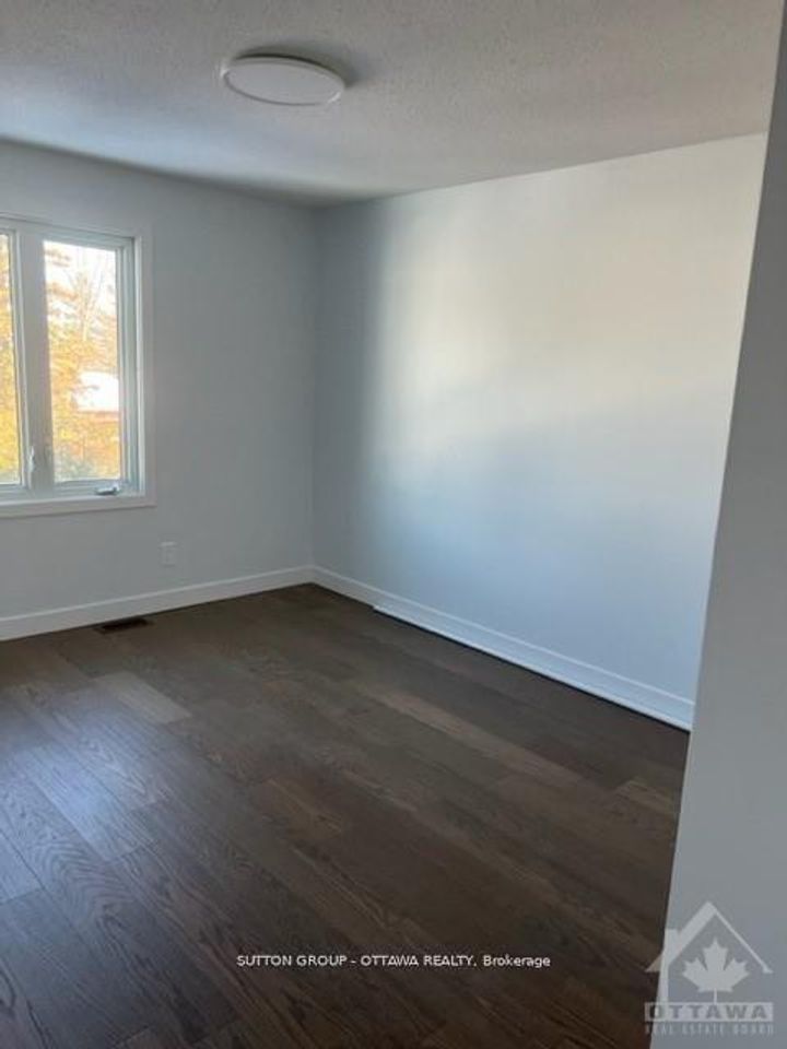 Photo 14 at 178 Mcclellan Road, Nepean (Sheahan Estates/Trend Village), Ottawa