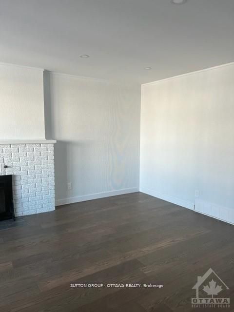 Photo 4 at 178 Mcclellan Road, Nepean (Sheahan Estates/Trend Village), Ottawa