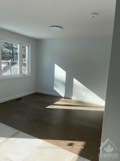 Photo 9 at 178 Mcclellan Road, Nepean (Sheahan Estates/Trend Village), Ottawa