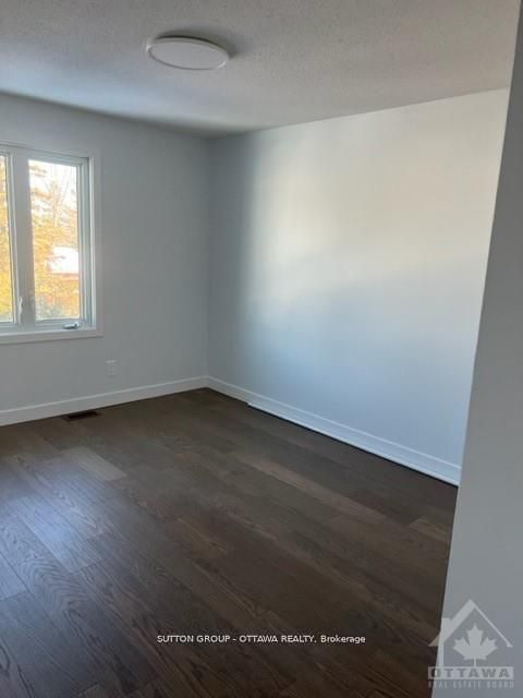 Photo 14 at 178 Mcclellan Road, Nepean (Sheahan Estates/Trend Village), Ottawa