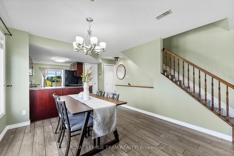 Photo 4 at 368 Crownridge Drive, Emerald Meadows/Trailwest, Kanata