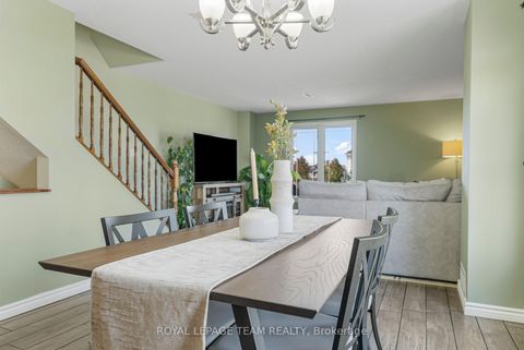 Photo 6 at 368 Crownridge Drive, Emerald Meadows/Trailwest, Kanata