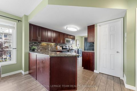 Photo 10 at 368 Crownridge Drive, Emerald Meadows/Trailwest, Kanata