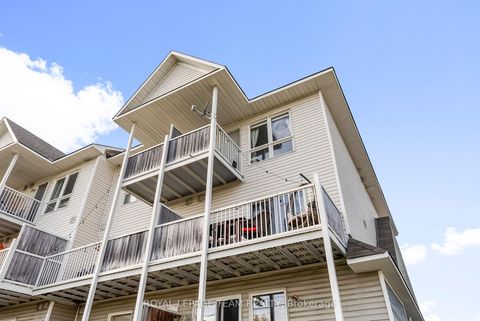 Photo 31 at 368 Crownridge Drive, Emerald Meadows/Trailwest, Kanata