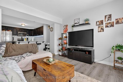 Photo 22 at 94 FEATHERTOP Lane, Emerald Meadows/Trailwest, Kanata