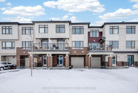 Photo 26 at 94 FEATHERTOP Lane, Emerald Meadows/Trailwest, Kanata