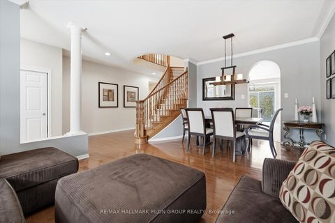 Photo 4 at 2234 Clermont Crescent, Avalon East, Orleans