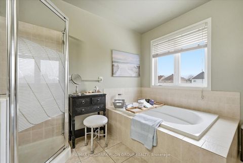 Photo 16 at 2234 Clermont Crescent, Avalon East, Orleans