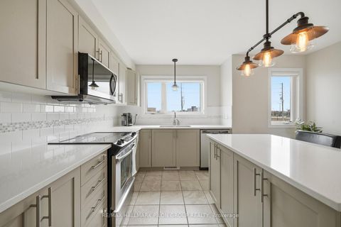 Photo 3 at 528 Silvertip Lane, Kanata Lakes/Heritage Hills, Kanata