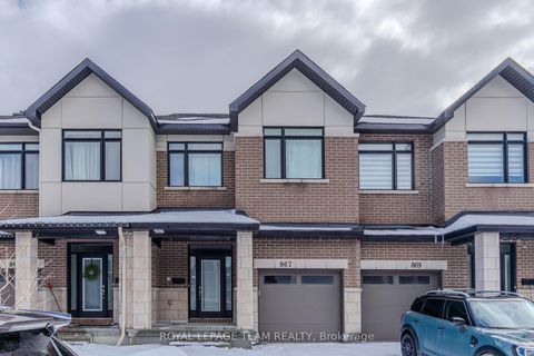 Photo 1 at 867 Anciano Crescent, Emerald Meadows/Trailwest, Kanata