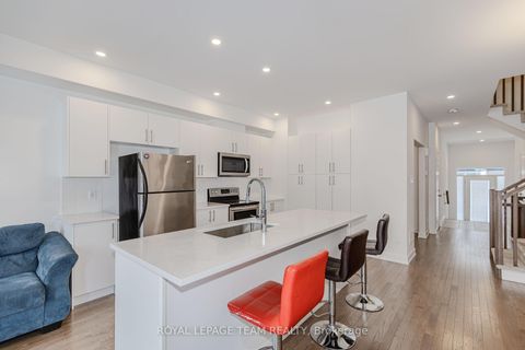 Photo 13 at 867 Anciano Crescent, Emerald Meadows/Trailwest, Kanata