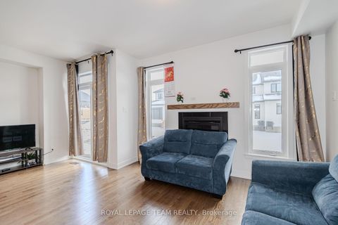 Photo 18 at 867 Anciano Crescent, Emerald Meadows/Trailwest, Kanata