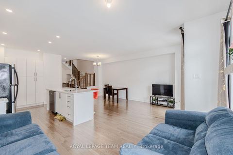 Photo 20 at 867 Anciano Crescent, Emerald Meadows/Trailwest, Kanata