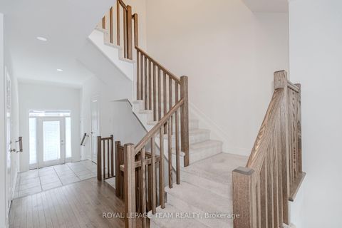 Photo 23 at 867 Anciano Crescent, Emerald Meadows/Trailwest, Kanata