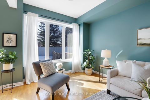 Photo 13 at 62 Evelyn Powers Private, Stittsville (South), Stittsville