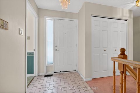 Photo 4 at 18 Pine Needles Court, Stittsville (Central), Stittsville