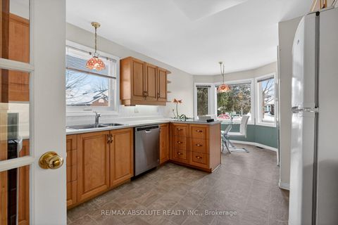 Photo 15 at 18 Pine Needles Court, Stittsville (Central), Stittsville