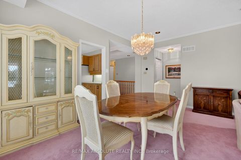 Photo 18 at 18 Pine Needles Court, Stittsville (Central), Stittsville