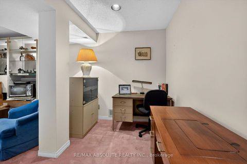 Photo 46 at 18 Pine Needles Court, Stittsville (Central), Stittsville