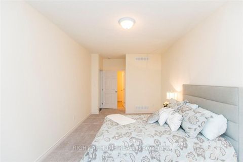 Photo 11 at 113 PASSAGEWAY Way, Bridlewood, Kanata