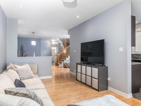 Photo 7 at 634 Moorpark Avenue, Emerald Meadows/Trailwest, Kanata