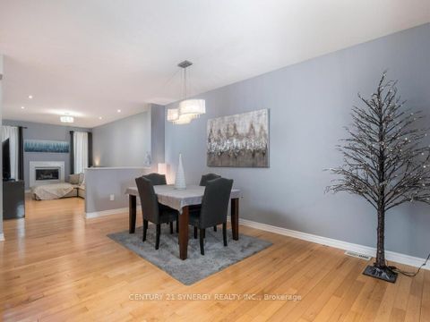 Photo 15 at 634 Moorpark Avenue, Emerald Meadows/Trailwest, Kanata