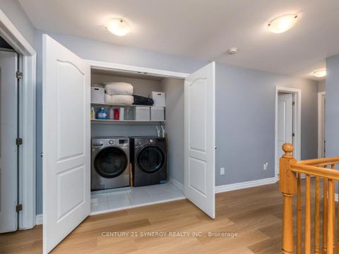 Photo 28 at 634 Moorpark Avenue, Emerald Meadows/Trailwest, Kanata