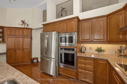 Photo 11 at 49 Peregrine Crescent, Bridlewood, Kanata