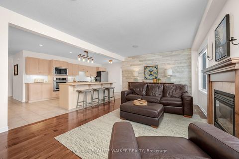 Photo 13 at 135 Arrowwood Drive, Stittsville (South), Stittsville