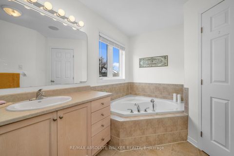 Photo 26 at 135 Arrowwood Drive, Stittsville (South), Stittsville