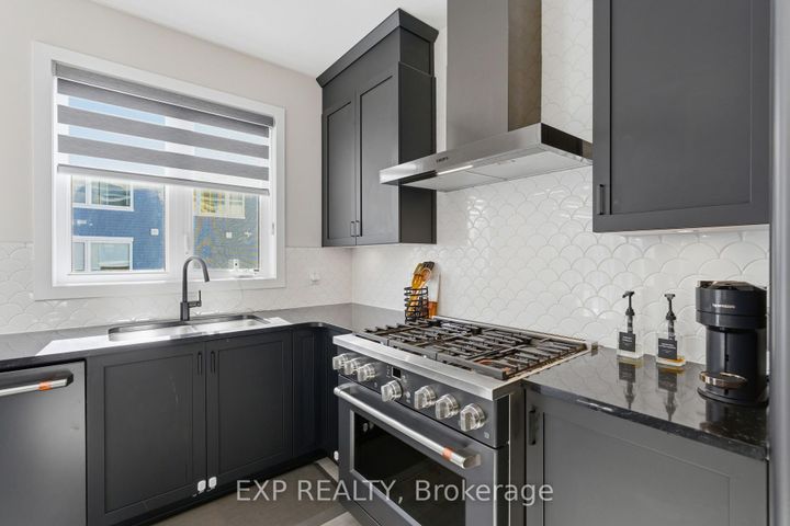 Photo 12 at 132 Rugosa Street, Nepean (Half Moon Bay), Ottawa