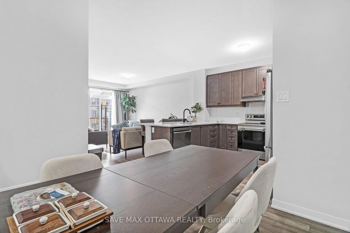 Photo 15 at 3009 Rhyolite Way, Nepean (Heritage Park), Ottawa