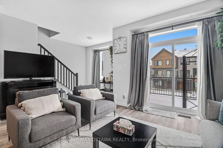 Photo 17 at 3009 Rhyolite Way, Nepean (Heritage Park), Ottawa