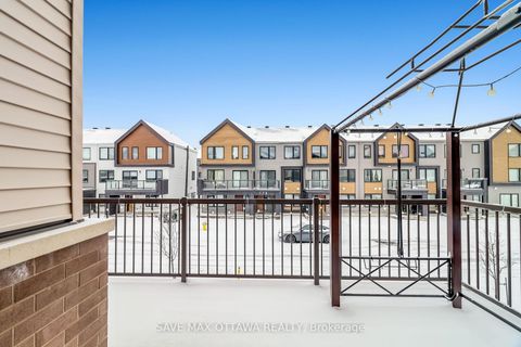 Photo 9 at 3009 Rhyolite Way, Nepean (Heritage Park), Ottawa