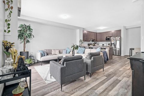 Photo 10 at 3009 Rhyolite Way, Nepean (Heritage Park), Ottawa