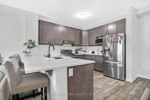 Photo 12 at 3009 Rhyolite Way, Nepean (Heritage Park), Ottawa