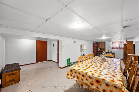 Photo 18 at 41 Capilano Drive, Nepean (City View/Skyline/Fisher Heights/Parkwood Hills), Ottawa