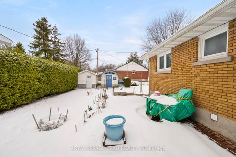 Photo 22 at 41 Capilano Drive, Nepean (City View/Skyline/Fisher Heights/Parkwood Hills), Ottawa