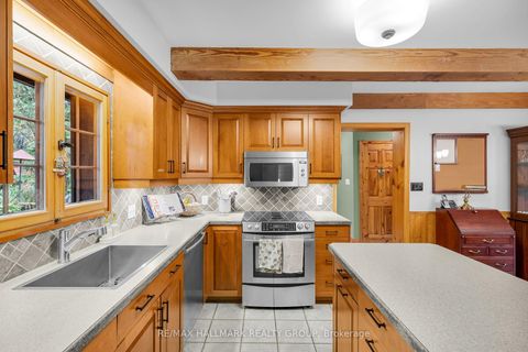 Photo 12 at 109 Crofters Grove, Dunrobin, Constance Bay