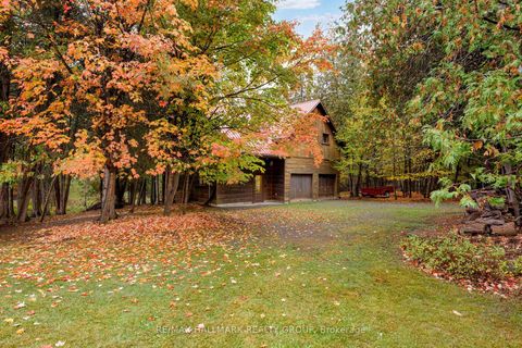 Photo 34 at 109 Crofters Grove, Dunrobin, Constance Bay