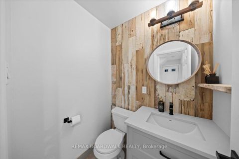 Photo 13 at 7 Gagnon Court, Beaverbrook, Kanata