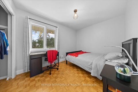 Photo 23 at 7 Gagnon Court, Beaverbrook, Kanata